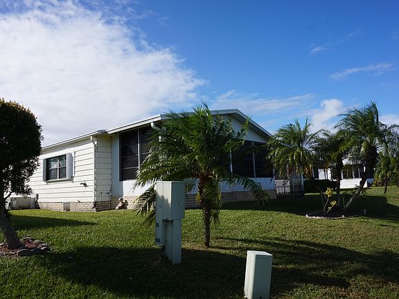 3rd image of 8218 E Bitterbush Lane