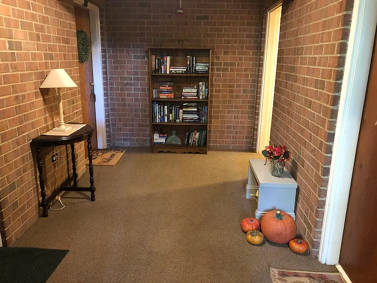 Garden of Eden Aapartments — Photo 7