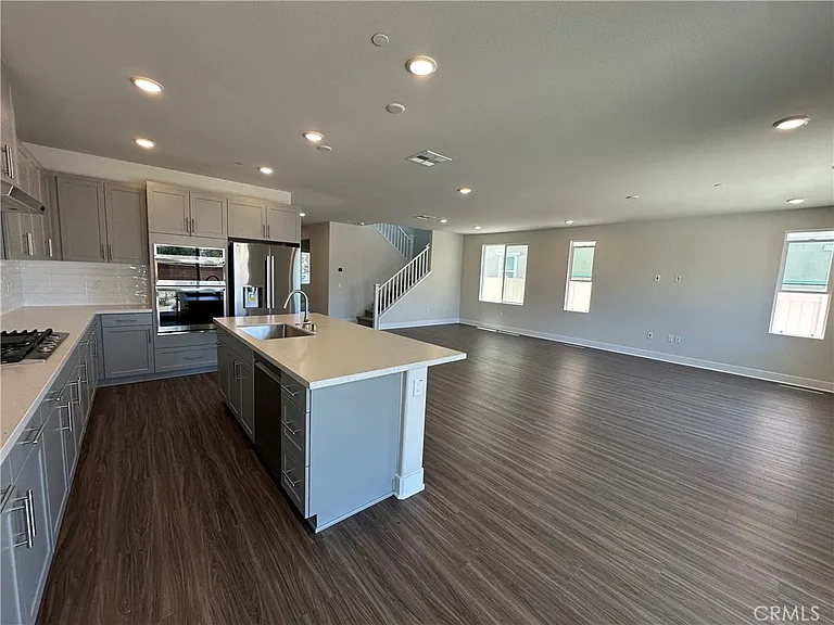 16668 Bristlecone Ave — Photo 10