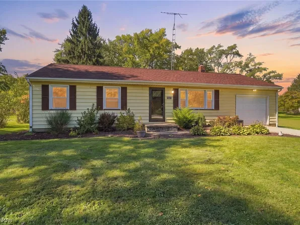1595 Kenyon Ave SW, Massillon, OH 44647