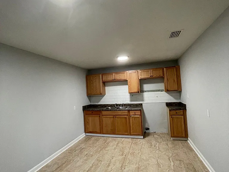 7132 Ken Knight Dr W — Photo 3
