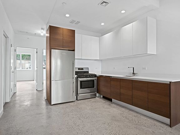 4th image of 834 Sterling Pl APT 106