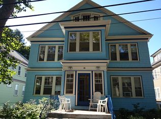 92 Beals St, Brookline, MA 02446