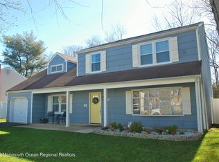 6 Templer Way, Hazlet, NJ 07730