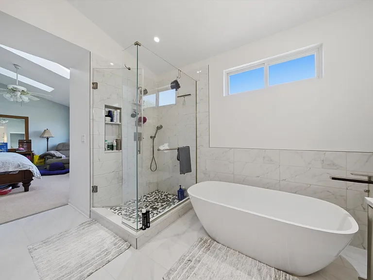1090 Aster Ct — Photo 24