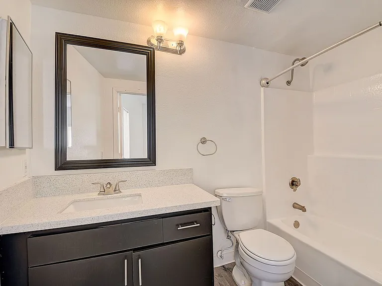 14900 Moorpark Street — Photo 51