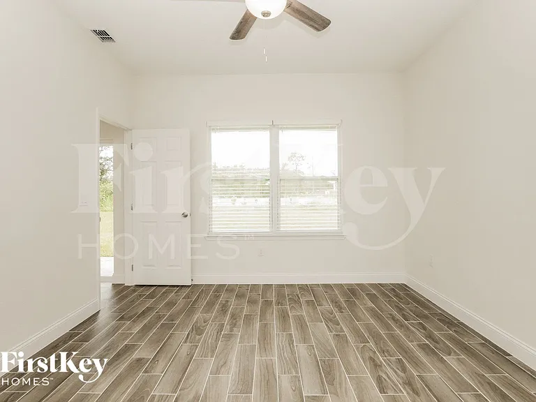 1204 Atlantic Ct — Photo 7