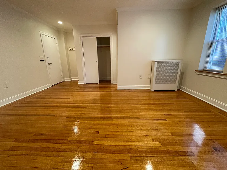 96 Washington Street — Photo 9