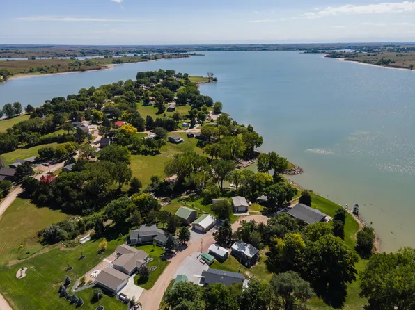 78 Pheasant Ln, Loup City, NE 68853