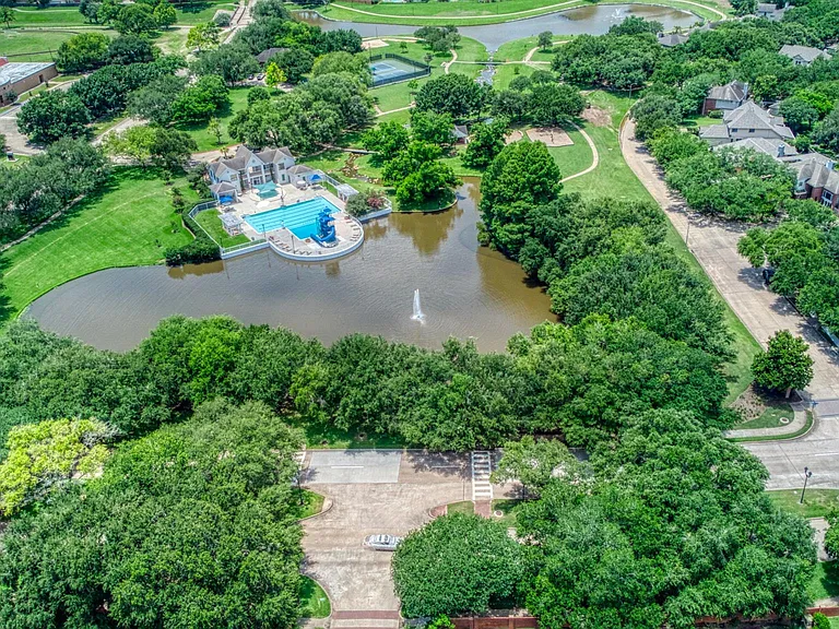 427 Birch Hill Dr — Photo 34