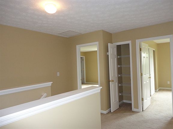 4th image of 5891 Eagle Creek Ct