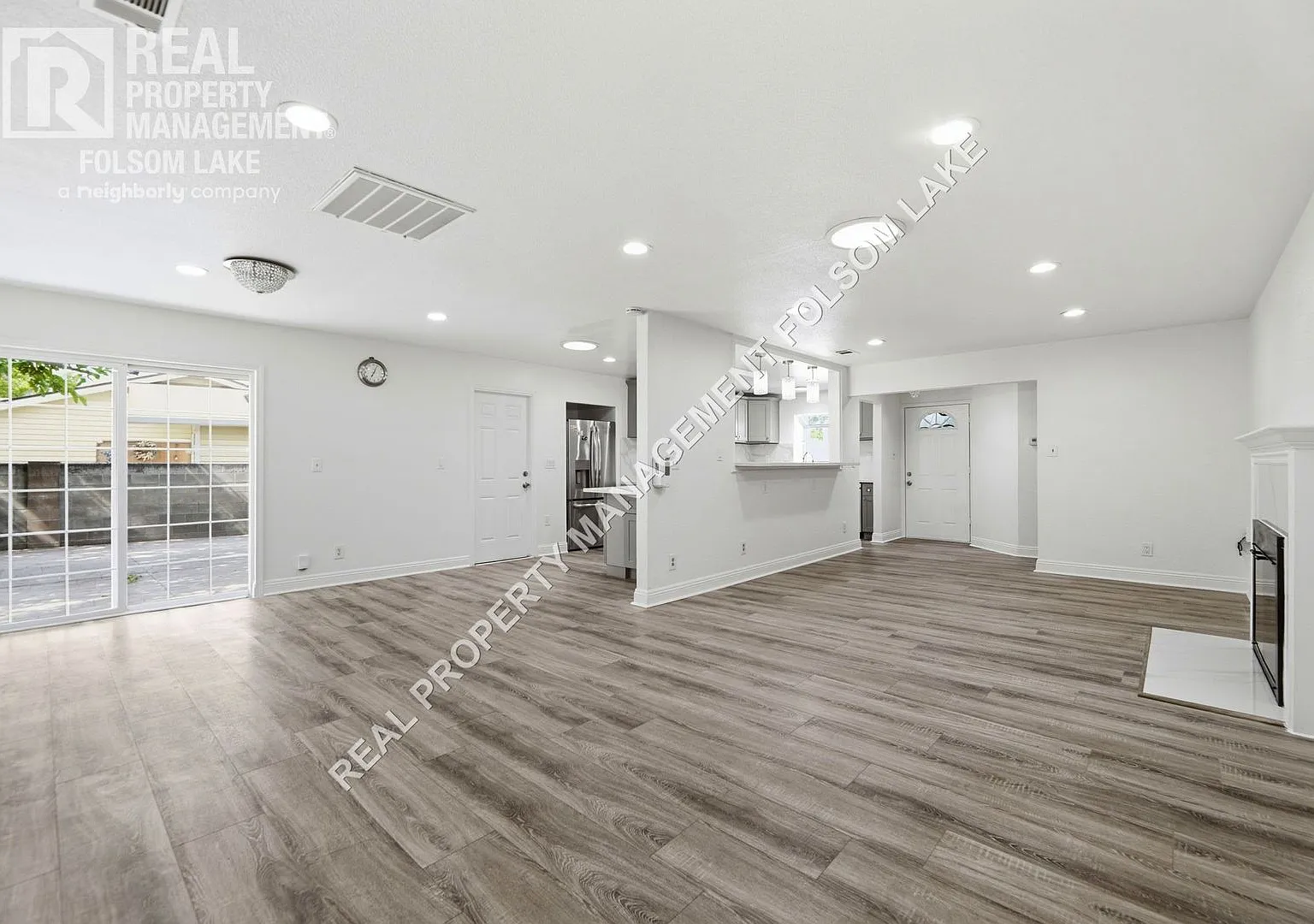 3bd 2ba home with 2bd 1ba In-Laws Quarters — Photo 4