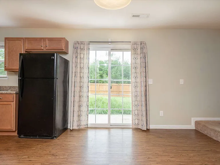 326 Azalea Dr — Photo 15