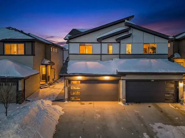 9040 Cooper Link SW, Edmonton, AB T6W 3K9