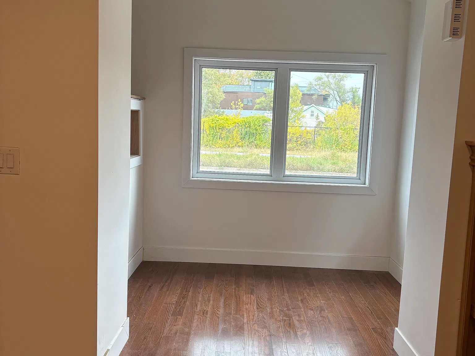 2 bed, 1.5 bath, 1000 sqft, $3,000 — Photo 4