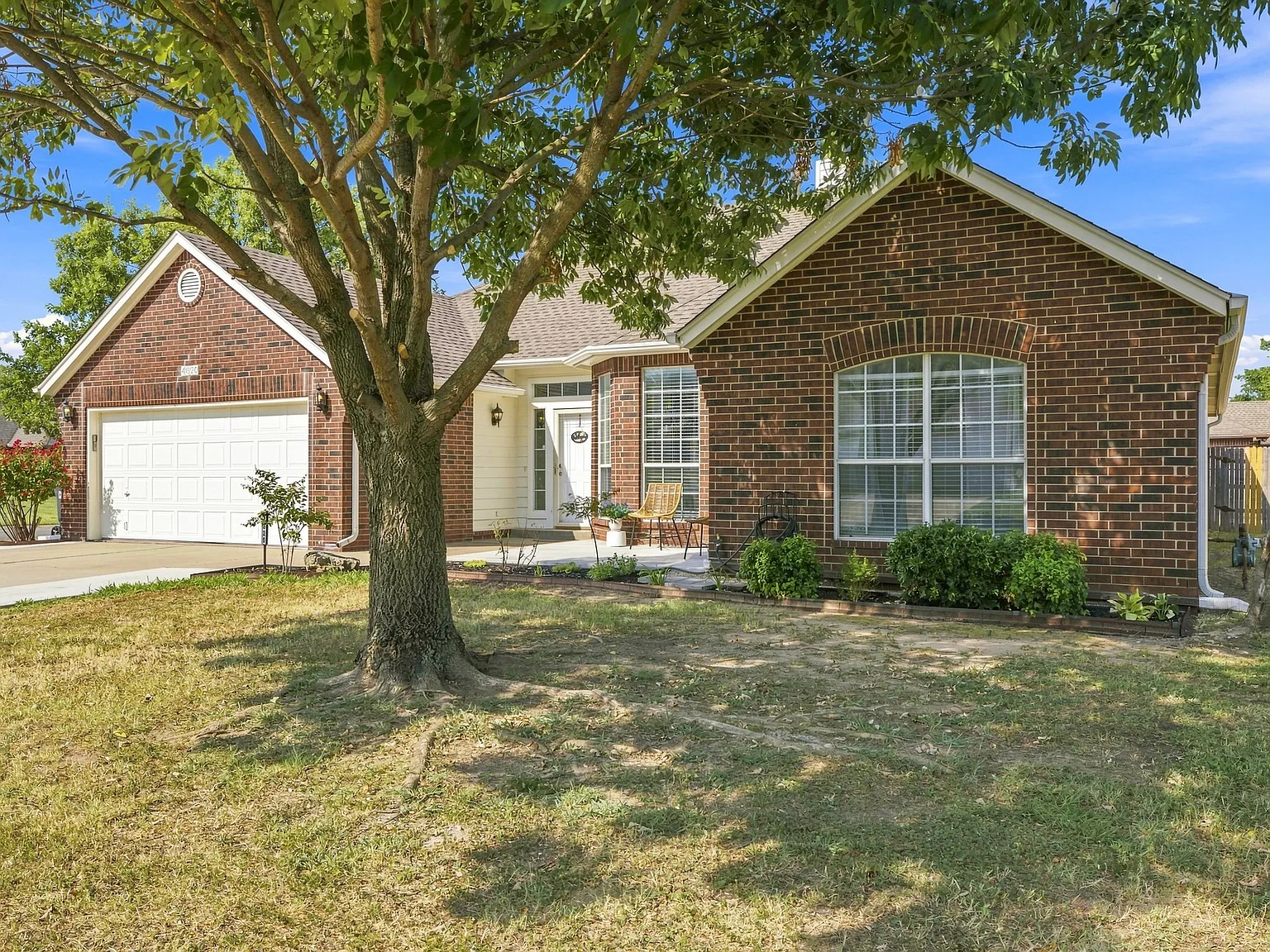 S 195 East Ave, Broken Arrow — Photo 4