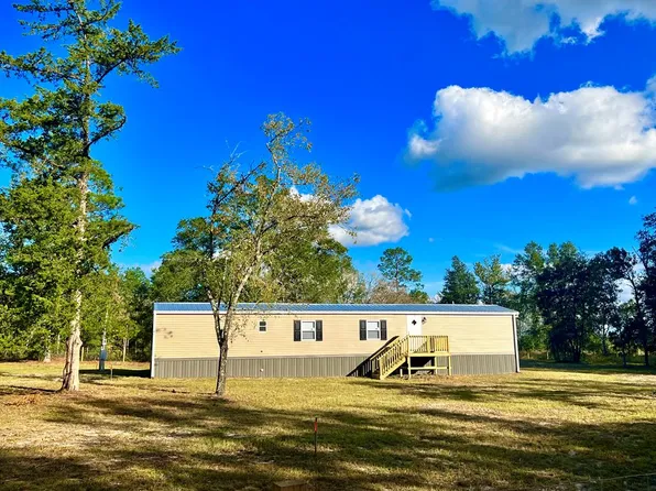 2588 NW 29th Ter, Bell, FL 32619