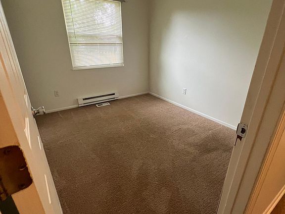 5th image of 1186 Oak Park Dr