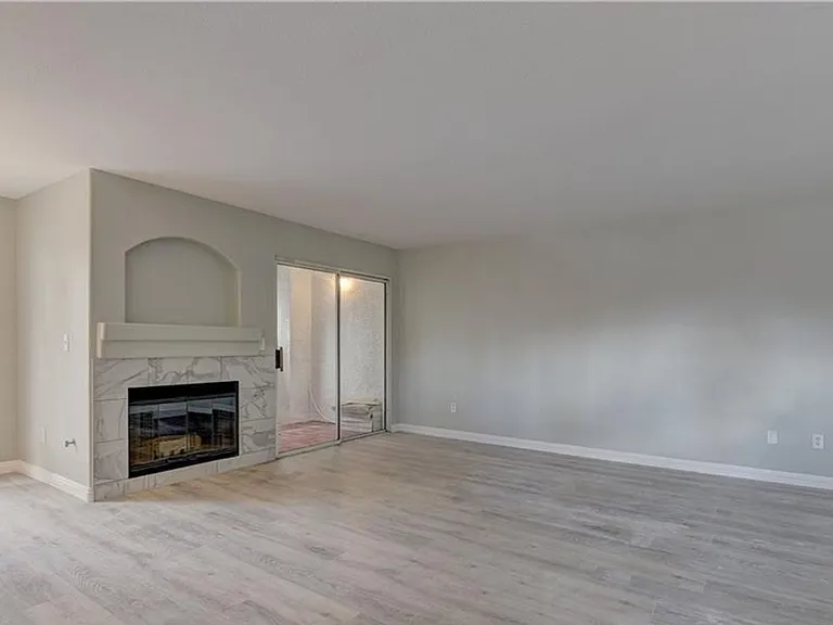 4320 W Lake Mead Blvd #101 — Photo 11