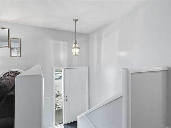 5th image of 6710 Cleveland Ave