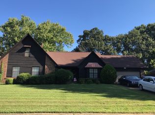 7010 Cross Timber Ln, Memphis, TN 38125