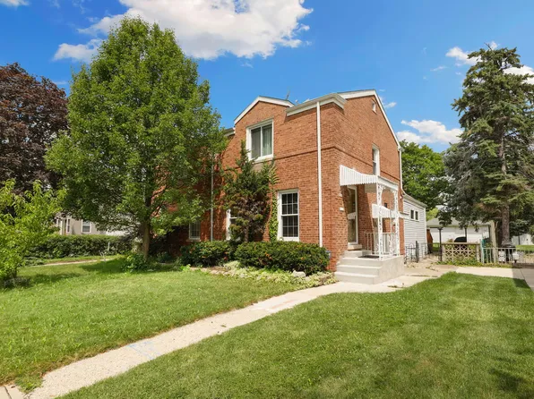 7234 W Berwyn Ave, Chicago, IL 60656