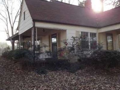 303 E Johnson St, Temple, GA, 30179