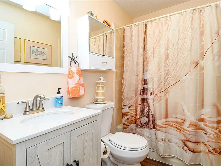 2225 Cypress Ct #2C — Photo 22