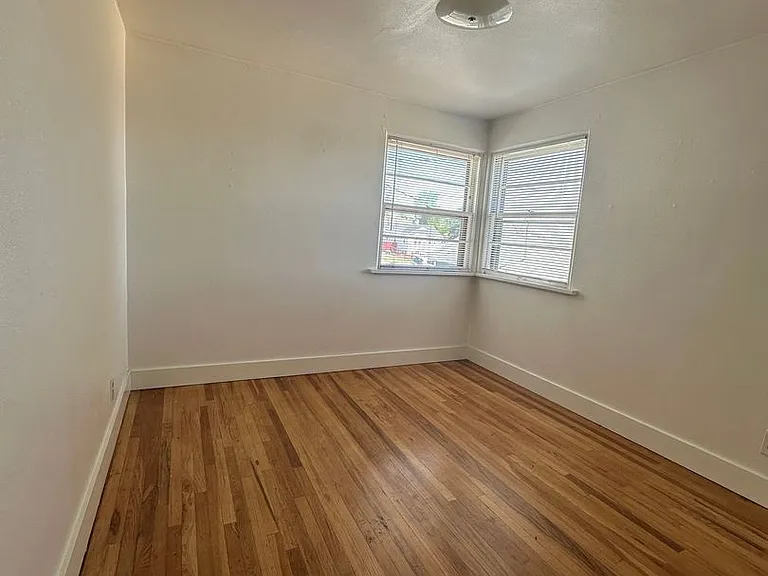 DCS2304 — Photo 14
