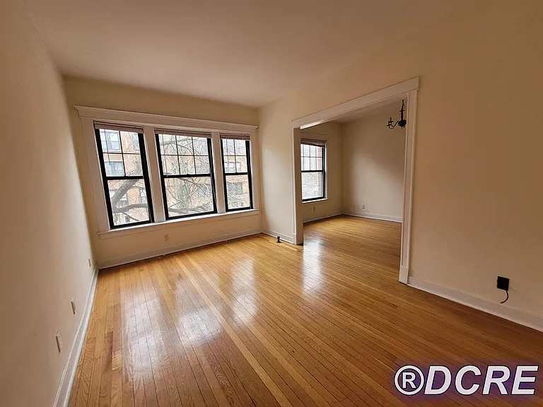 1308 W Farwell Ave #3 — Photo 1