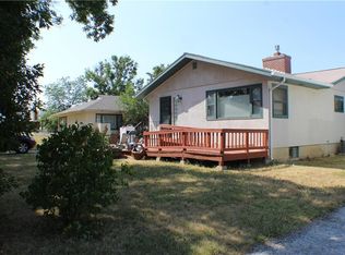 609 W 2nd St, Hardin, MT 59034