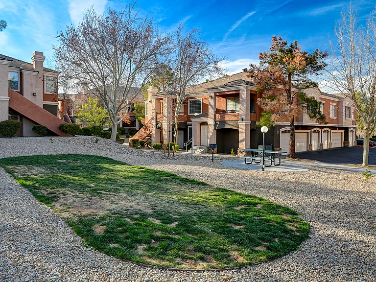 7717 Constanso Ave #204 — Photo 40