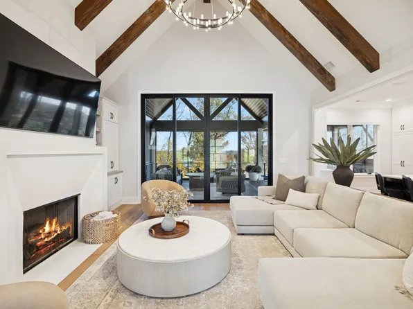 344 Raintree Dr, Hendersonville, TN 37075