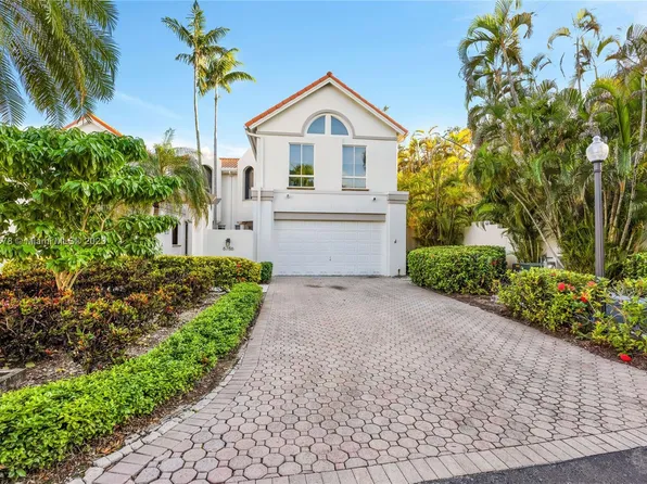 6786 SW 89th Ter, Pinecrest, FL 33156