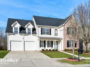 7039 Tanners Creek Dr, Huntersville, NC 28078