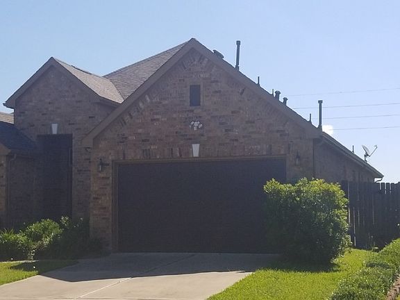 4th image of 3010 Meadow Field St