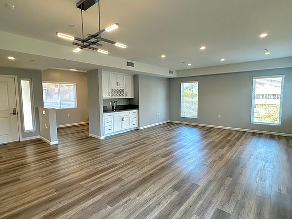 2nd image of 366 Burchett St #210