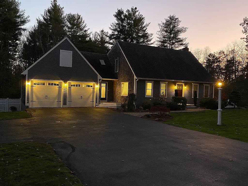 212 Cedar St, Hanover, MA 02339 Zillow