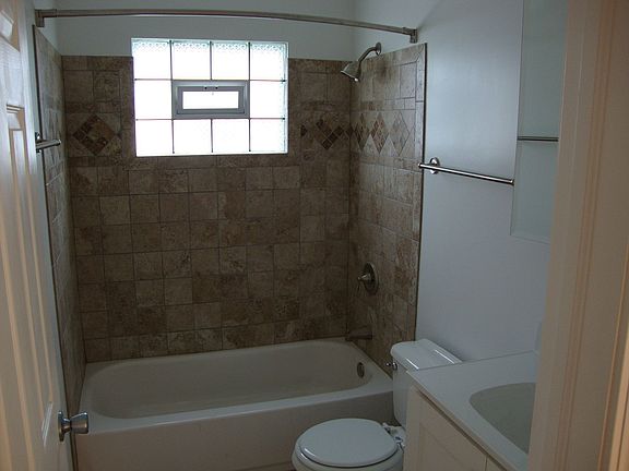 Bathroom-new tile/fxtrs