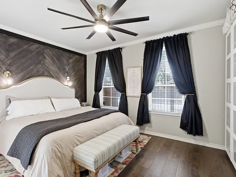 1020 Texas St #3100 — Photo 7