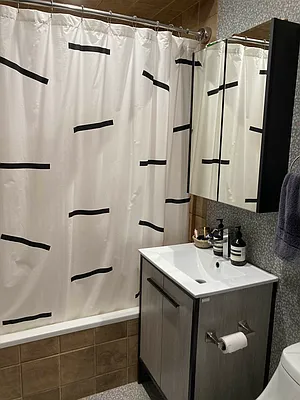 Rented by ERNY LLC | media 33