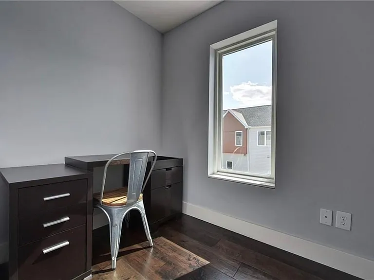 2293 City View Dr — Photo 16