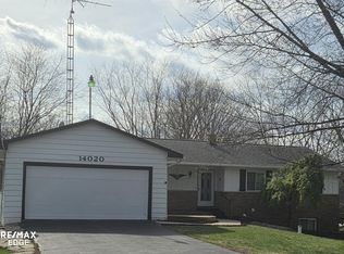 14020 North Rd, Fenton, MI 48430