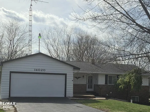 14020 North Rd, Fenton, MI 48430