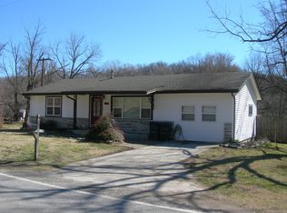 820 Hwy W, Pineville, MO 64856
