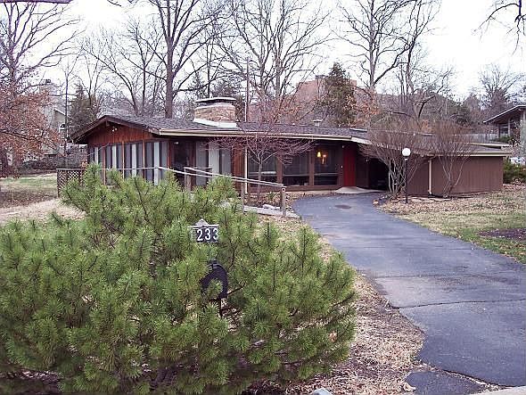 1233 Dubray Court