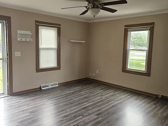 4th image of 5019 Selma St