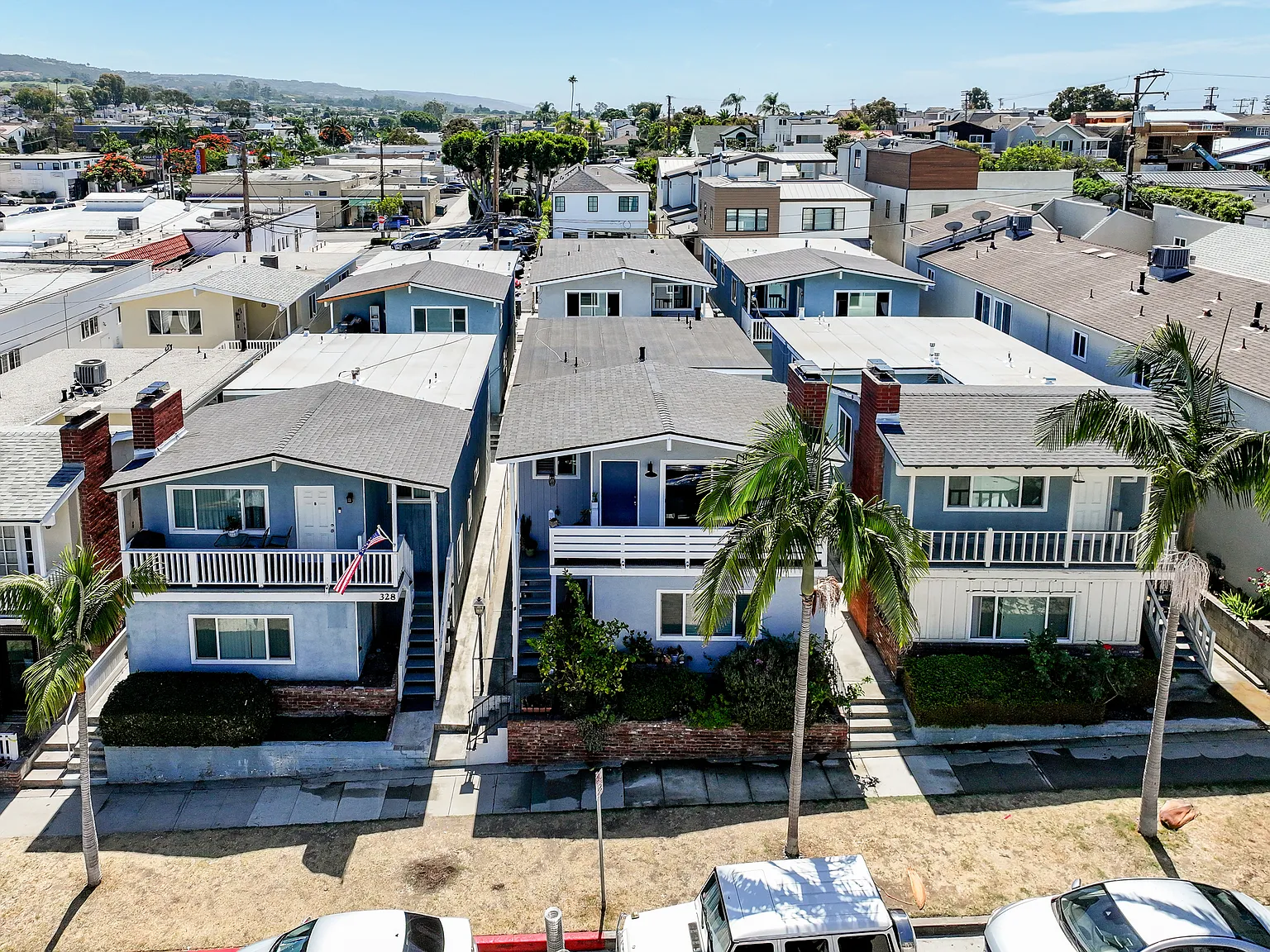 2 bed, 1200 sqft, $4,000 — Photo 1