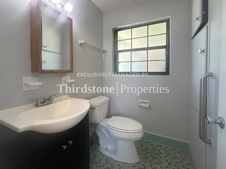 1038 La Marche Dr — Photo 6