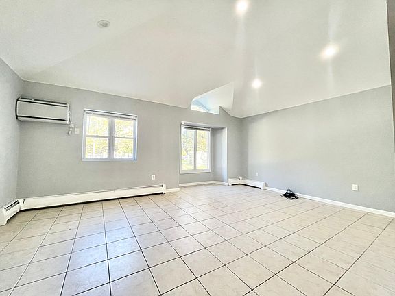 2nd image of 5728 164th St APT 2
